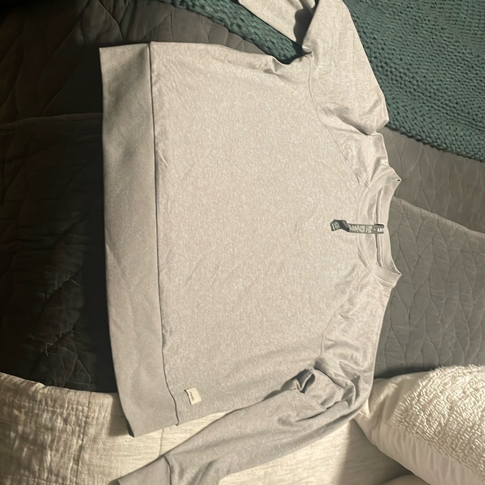 Vuori halo crewneck sweatshirt